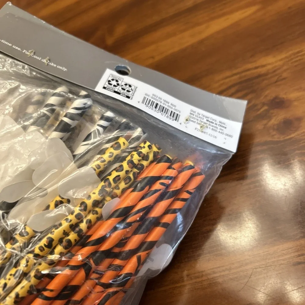 Spritz 60 Paper Cheetah Tiger Zebra Zoo Straws 2016‎ Birthday
